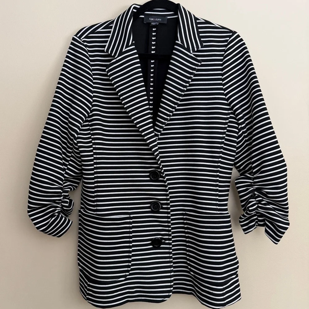 Karen Kane Women's Black and White Striped Blazer‎